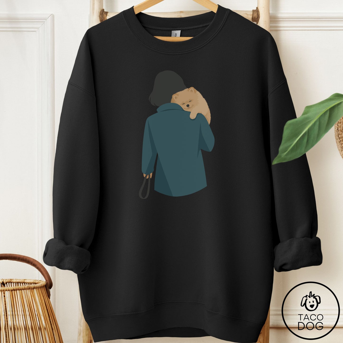 Pomeranian Carry Sweatshirt Black Taco-Dog