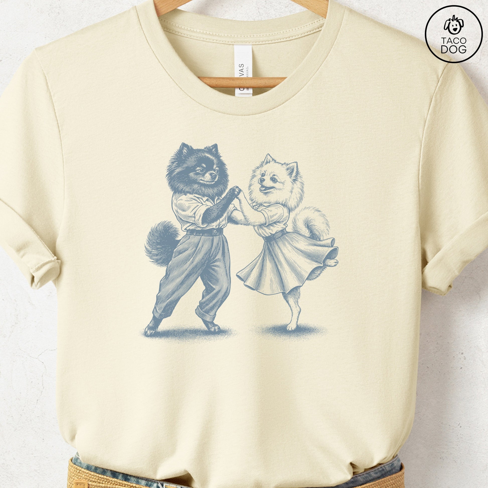 Pomeranian Dancing T-Shirt Natural Taco-Dog
