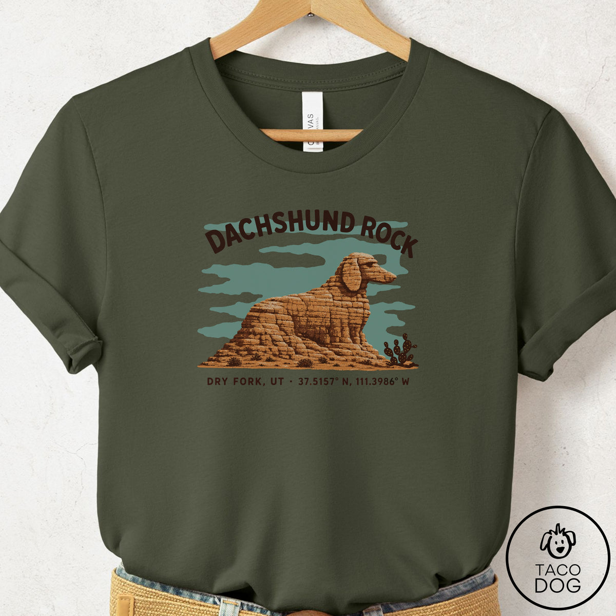 Dachshund Dog Rock T-Shirt, design close-up