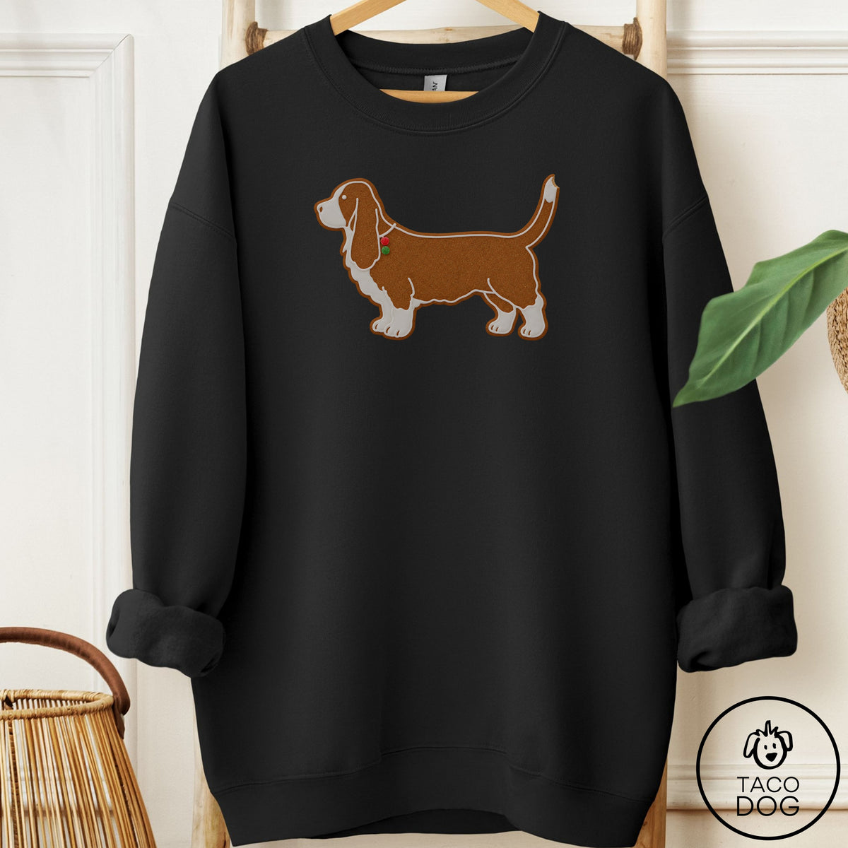 Basset Hound Gingerbread Sweatshirt Black Taco-Dog