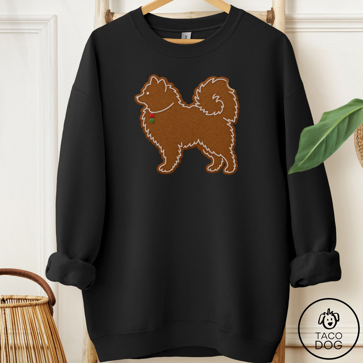 Pomeranian Gingerbread Sweatshirt Black Taco-Dog