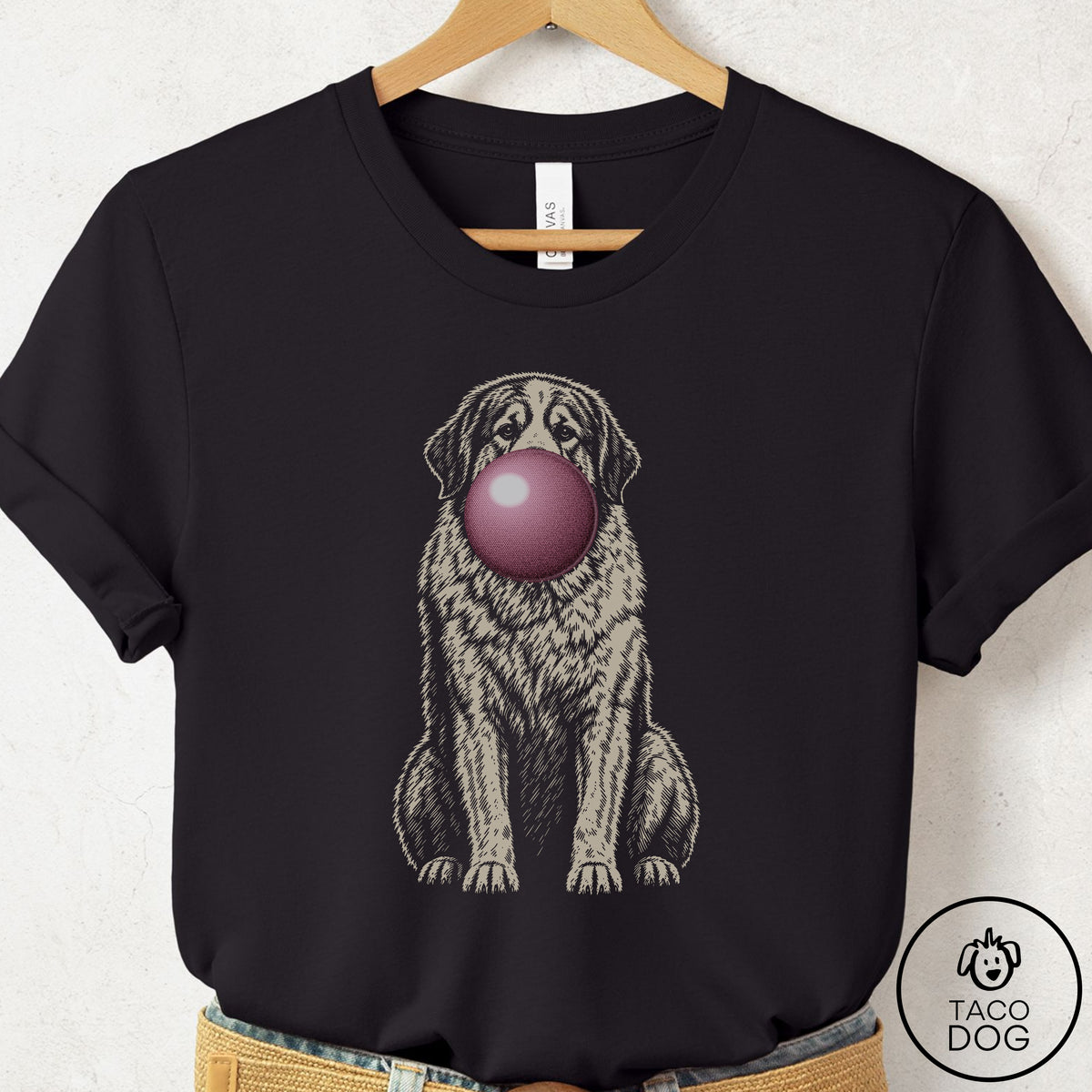 Great Pyrenees Gum Bubblegum T-Shirt Black Taco-Dog