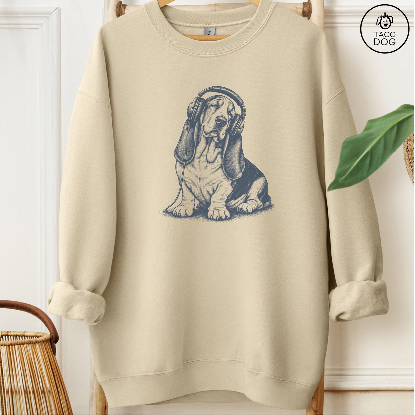 Basset Hound Headphones Sweatshirt Sand Taco-Dog