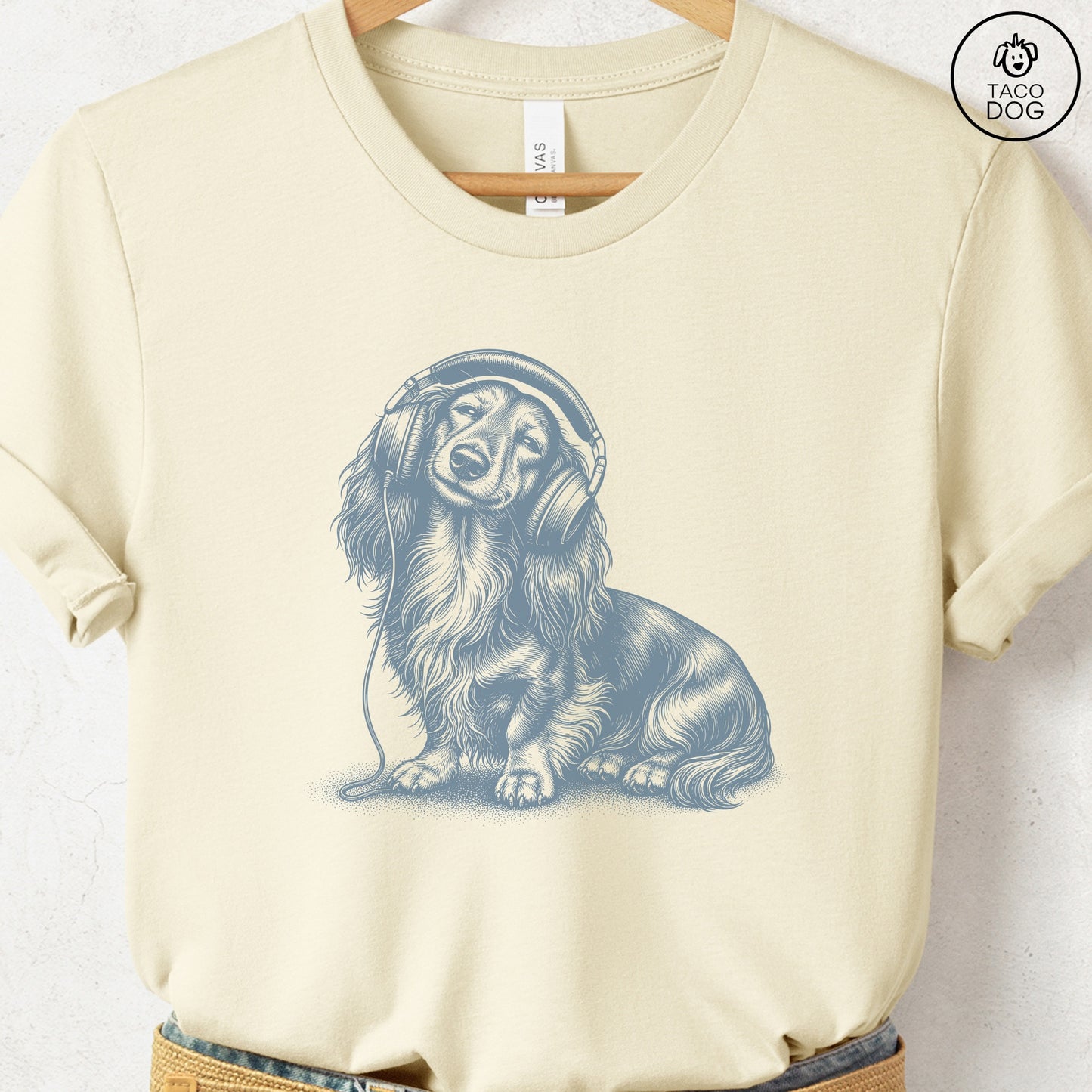 Dachshund Headphones T-Shirt Natural Taco-Dog
