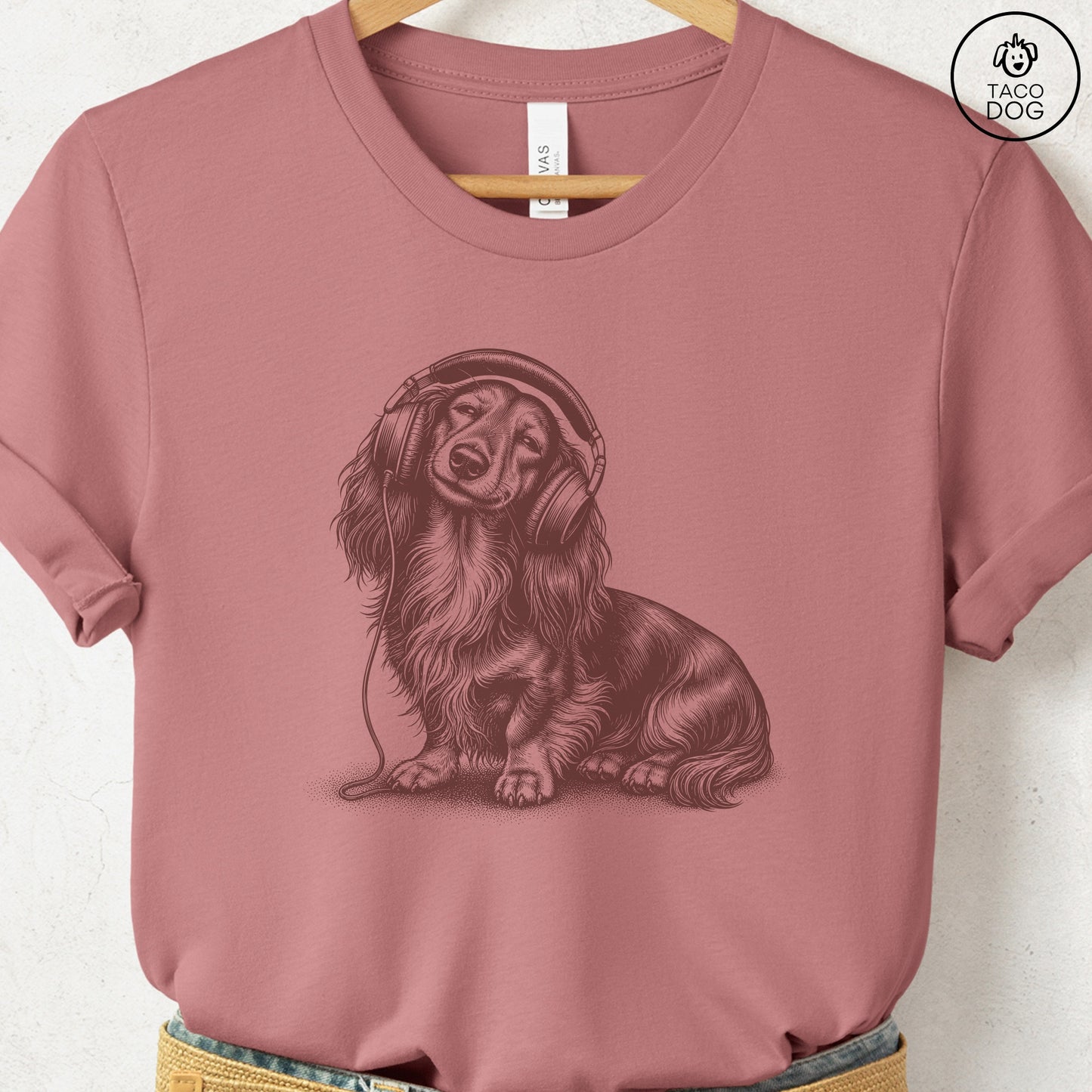 Dachshund Headphones T-Shirt Heather Mauve Taco-Dog