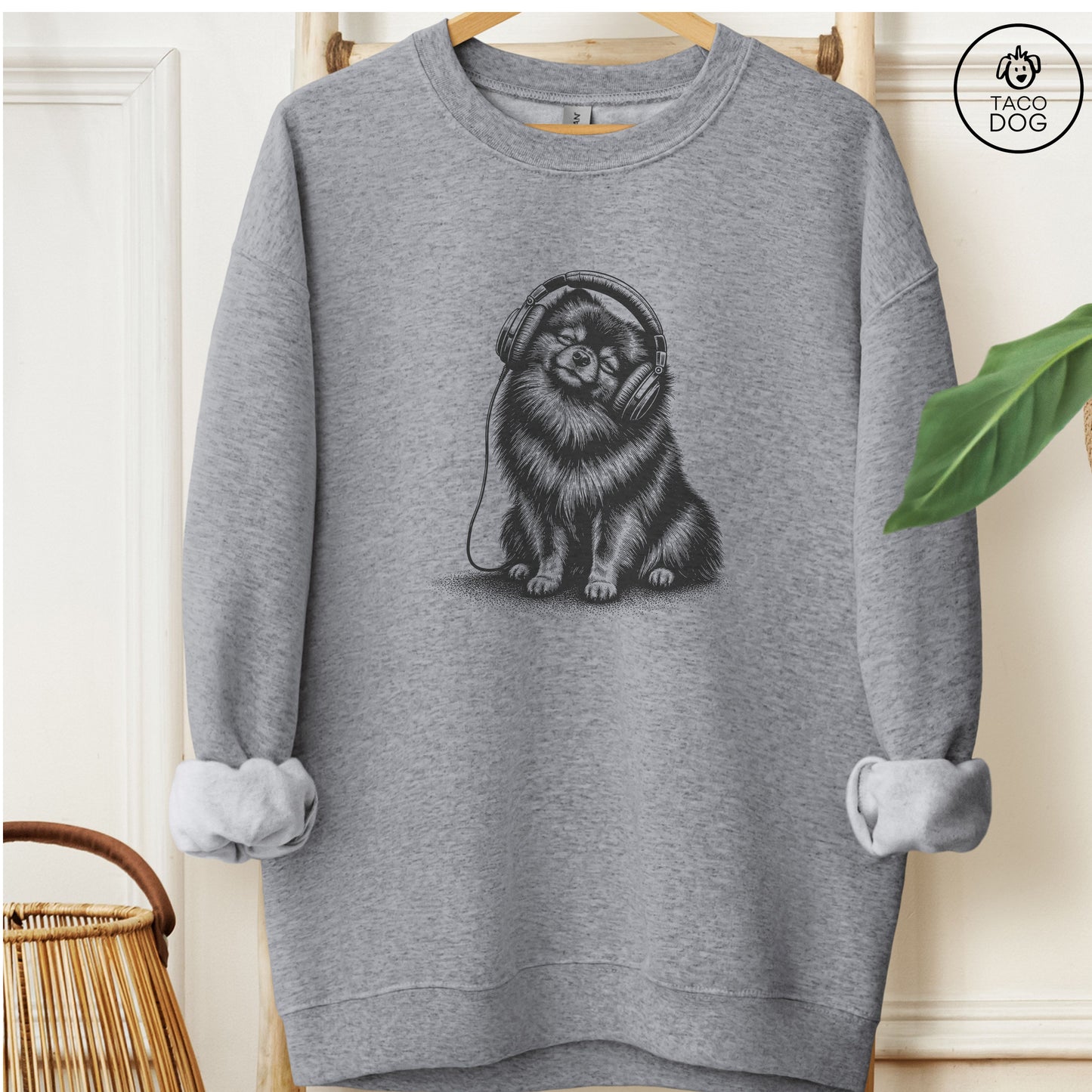 Pomeranian Headphones Sweatshirt Graphite Heather Taco-Dog