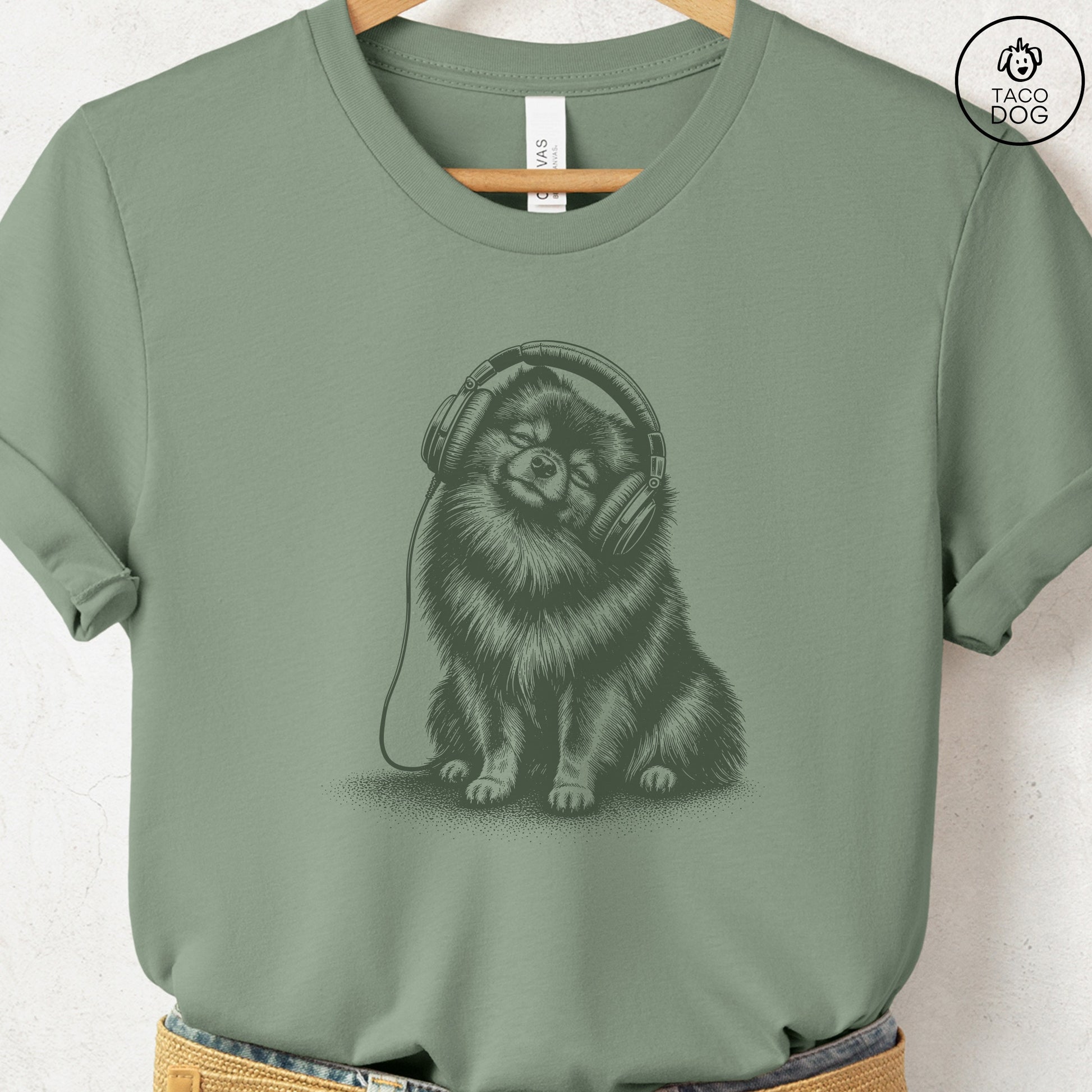 Pomeranian Headphones T-Shirt Sage Taco-Dog