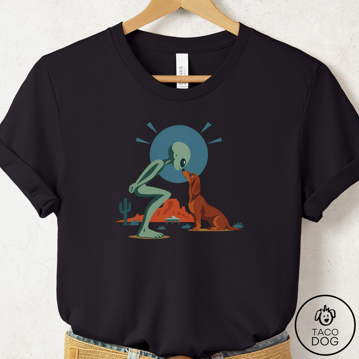 Dachshund Hello Neighbor T-Shirt Black Taco-Dog