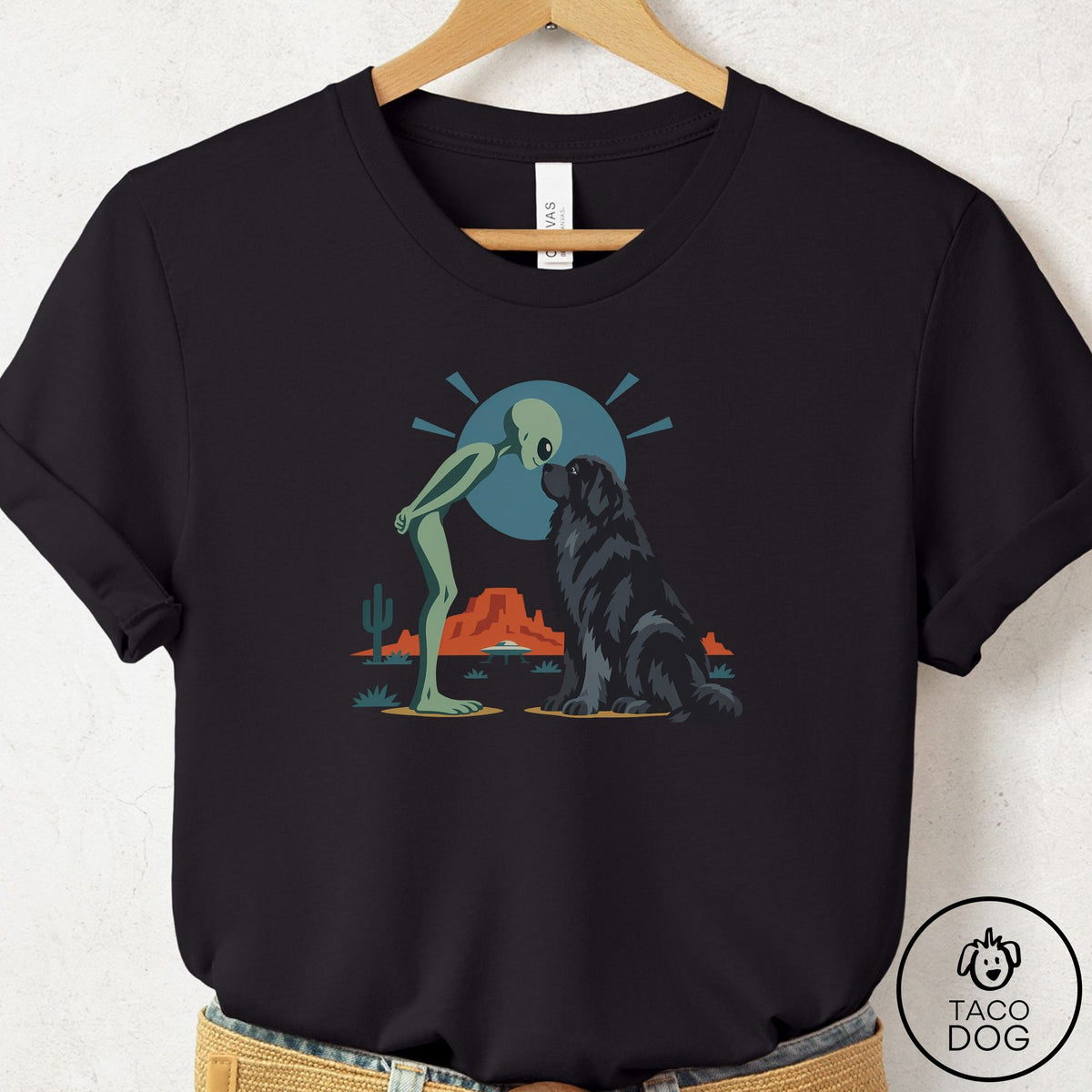 Newfoundland Hello Neighbor T-Shirt Black Taco-Dog
