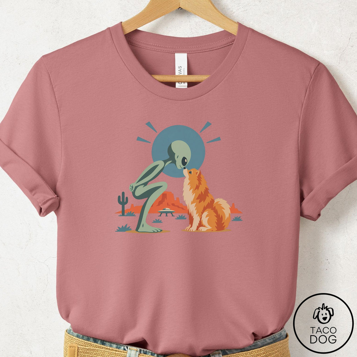 Pomeranian Hello Neighbor T-Shirt Mauve Taco-Dog