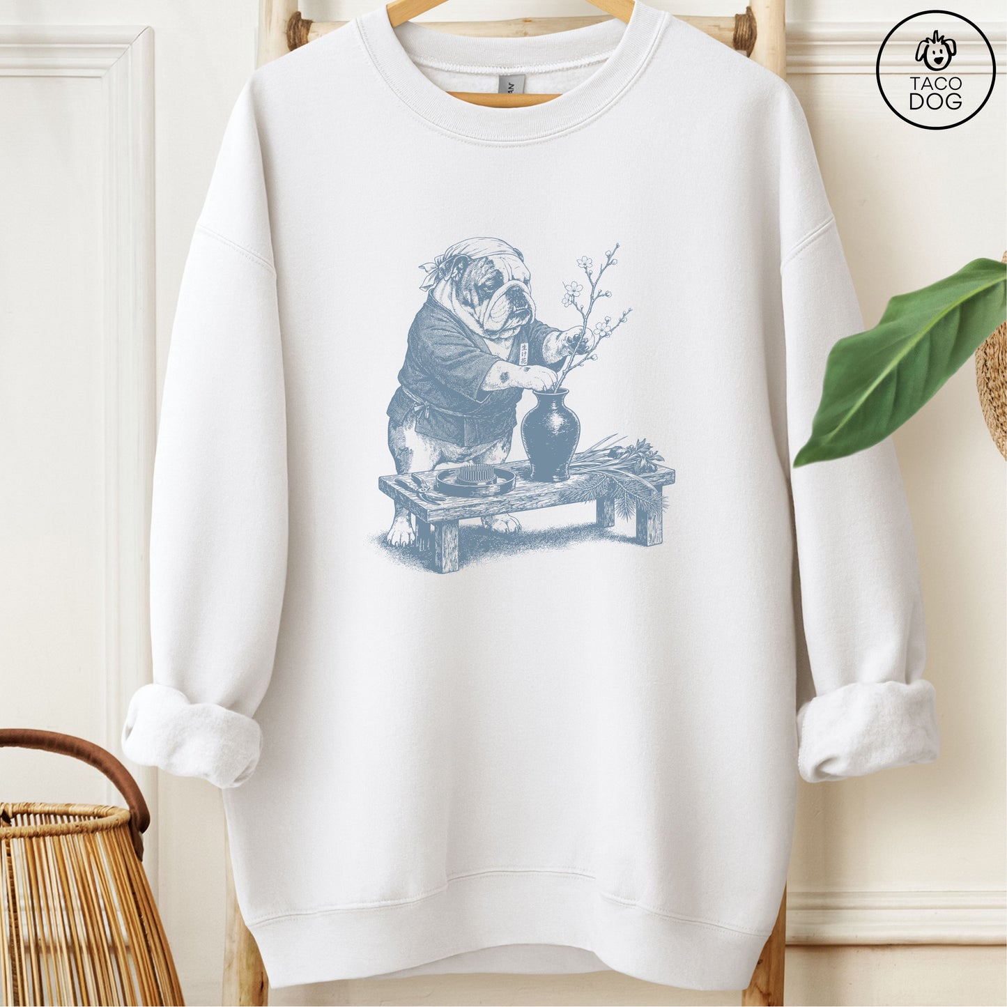English Bulldog Ikebana Sweatshirt White M Taco-Dog