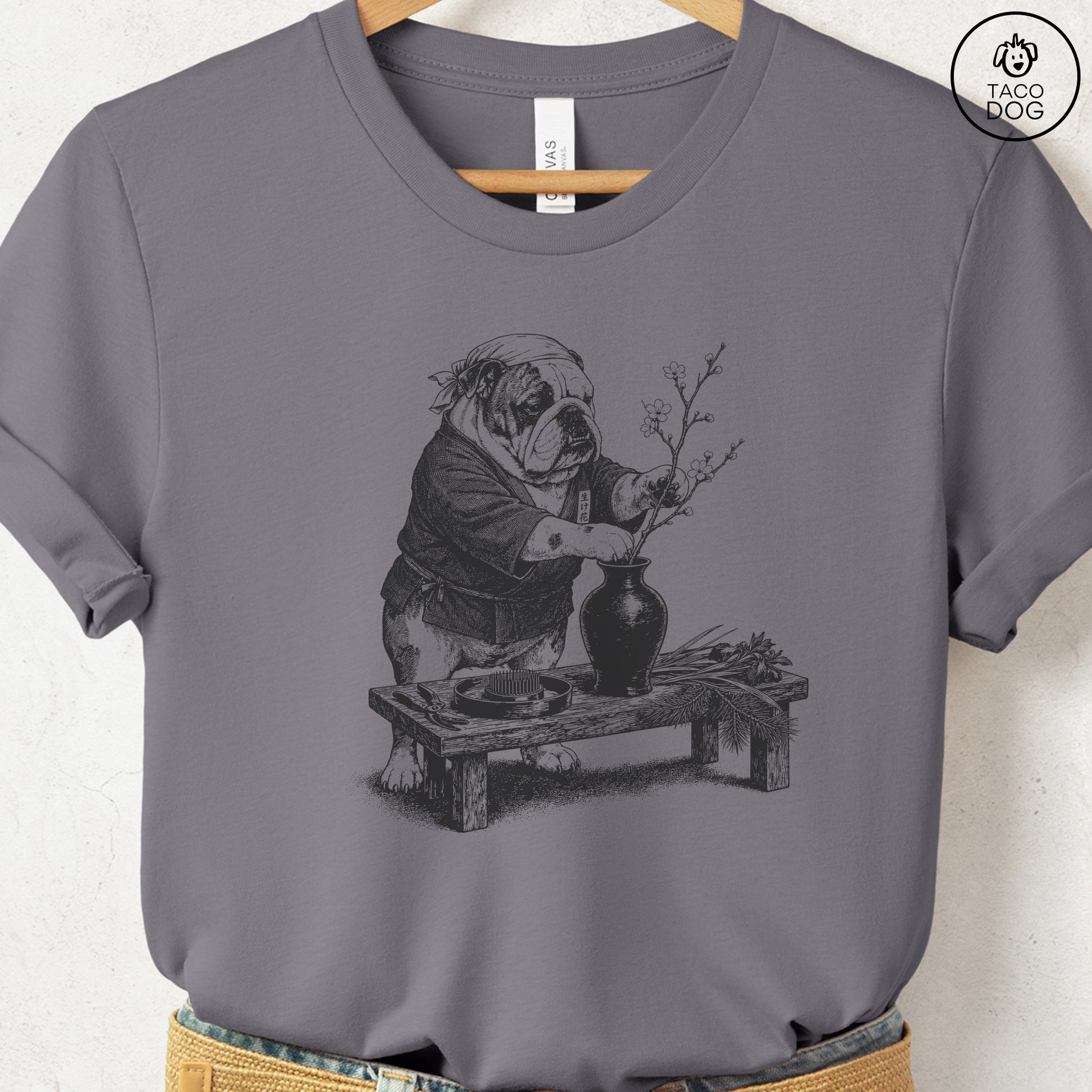 English Bulldog Ikebana T-Shirt Storm S Taco-Dog