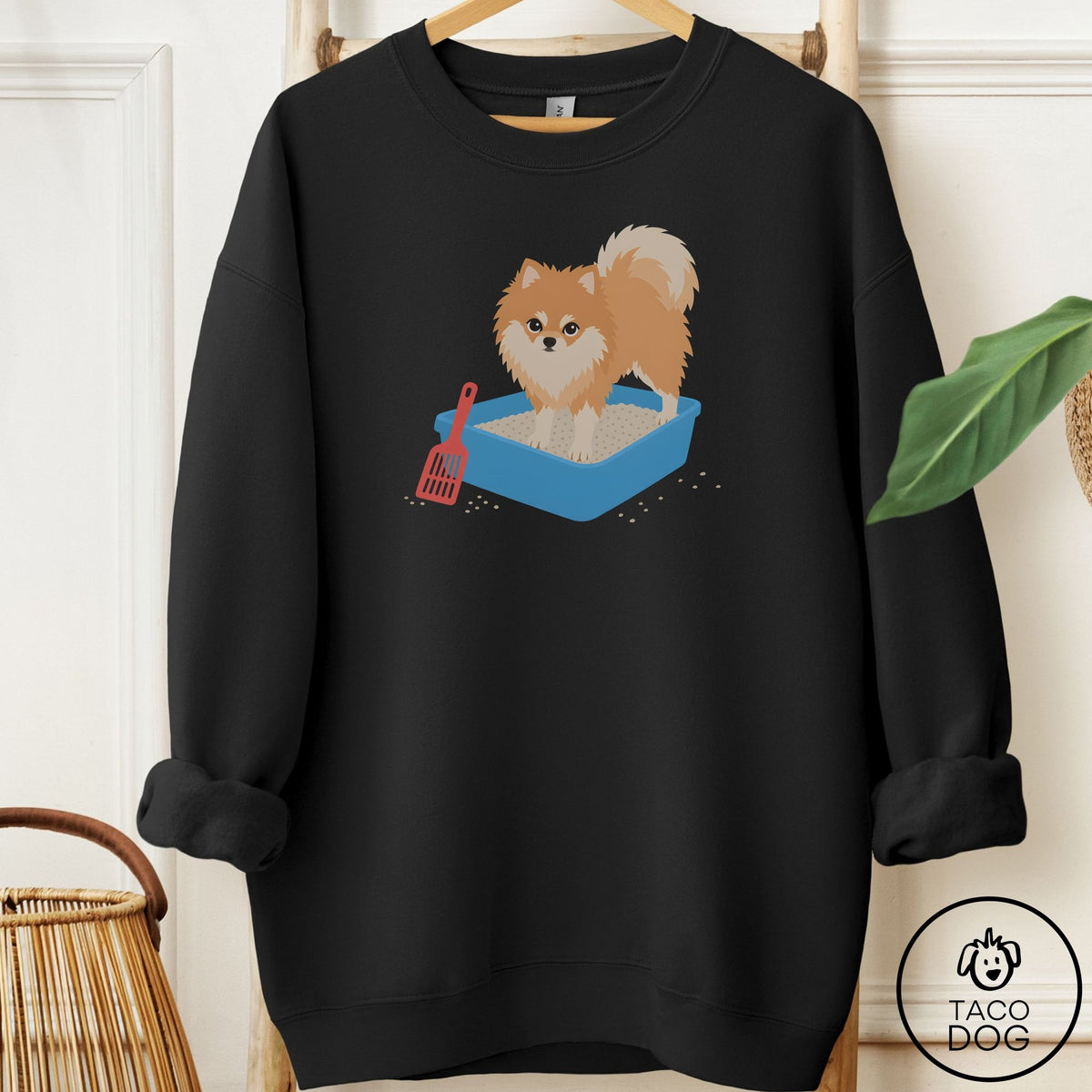 Pomeranian Litter Box Sweatshirt Black Taco-Dog