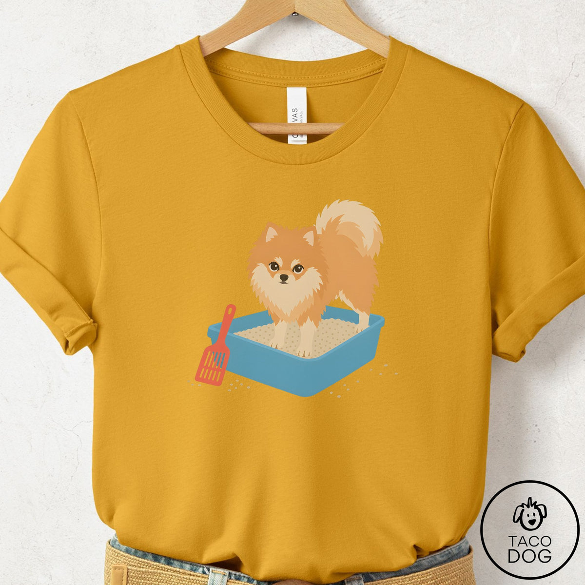 Pomeranian Litter Box T-Shirt, design close-up