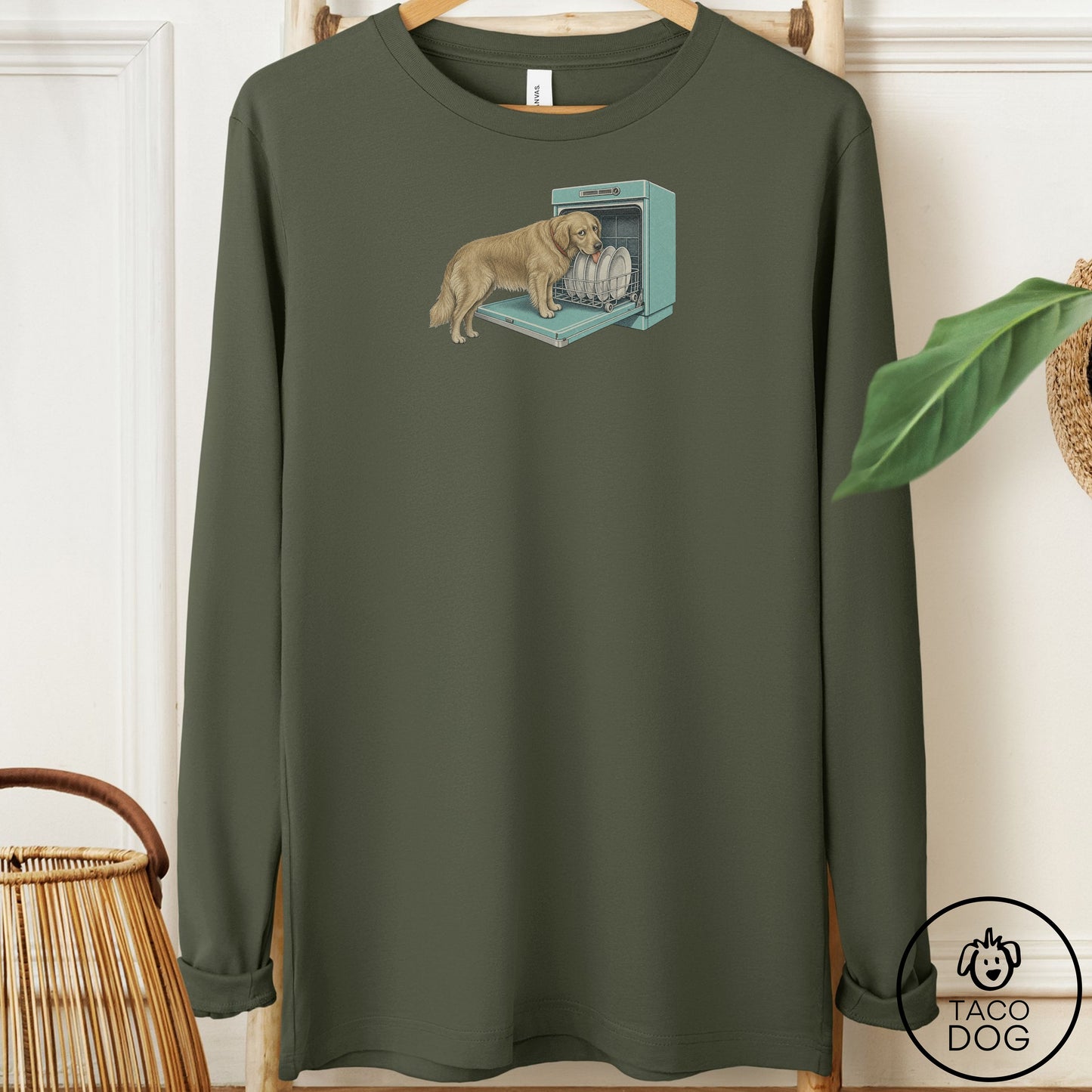Golden Retriever Lower Rack Long Sleeve Tee
