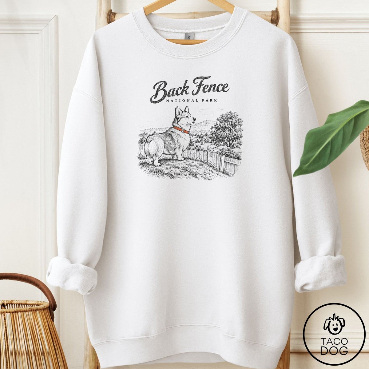 Corgi National Park Sweatshirt White Taco-Dog