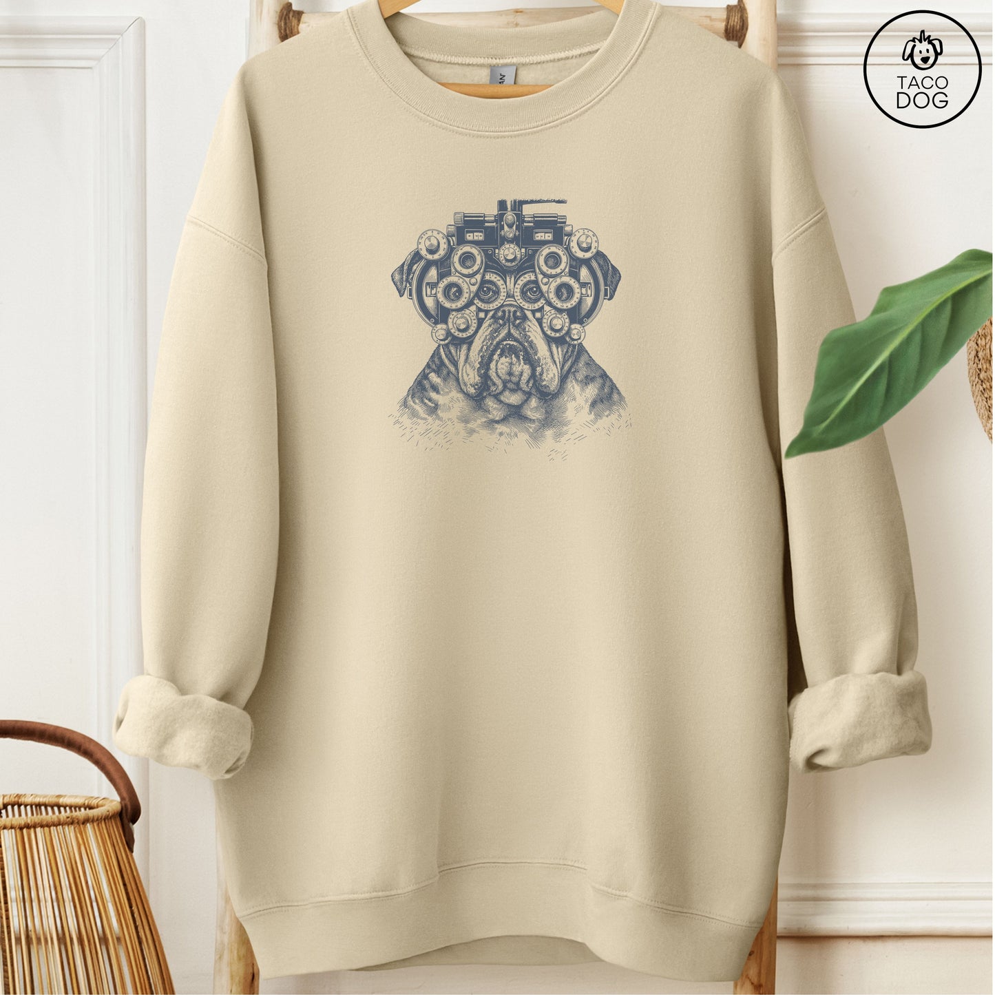 English Bulldog Optometrist Sweatshirt Sand Taco-Dog