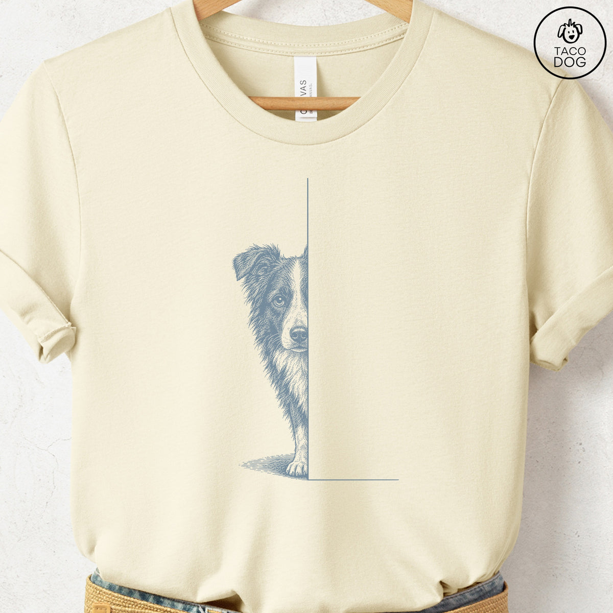 Border Collie Peeking T-Shirt Natural Taco-Dog