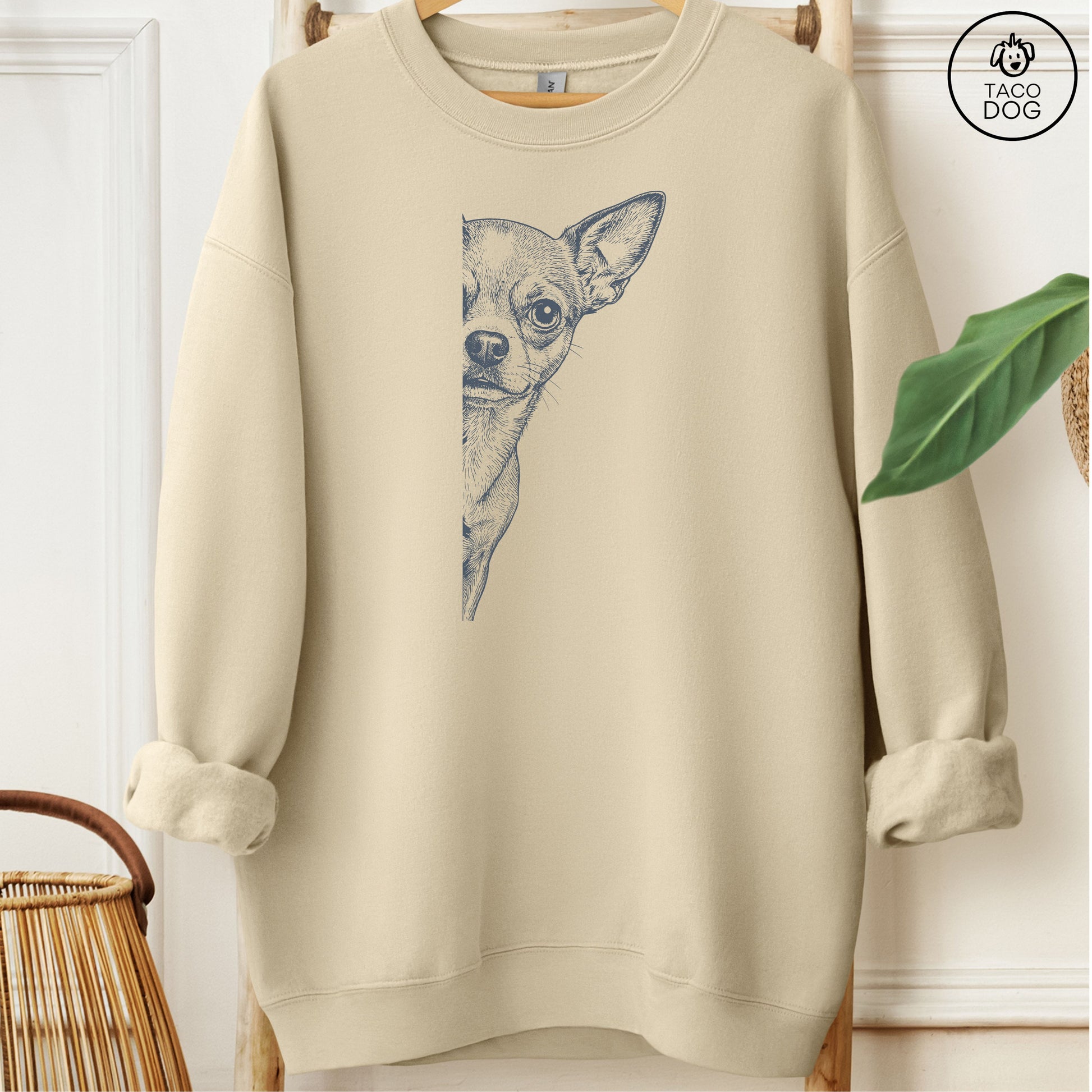 Chihuahua Peeking Sweatshirt Sand M Taco-Dog