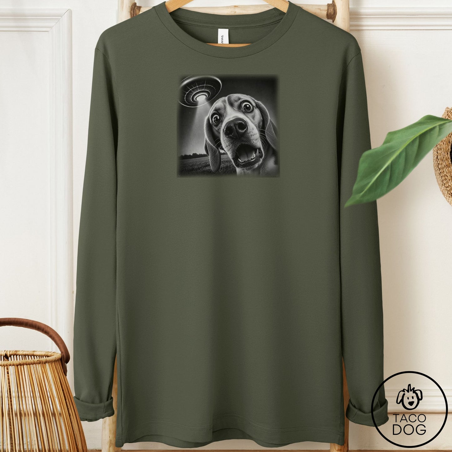Beagle Selfie Long Sleeve Tee