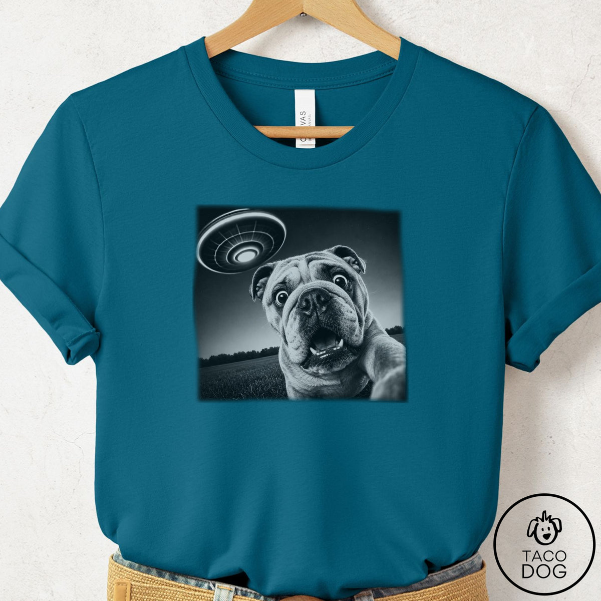 English Bulldog Selfie T-Shirt