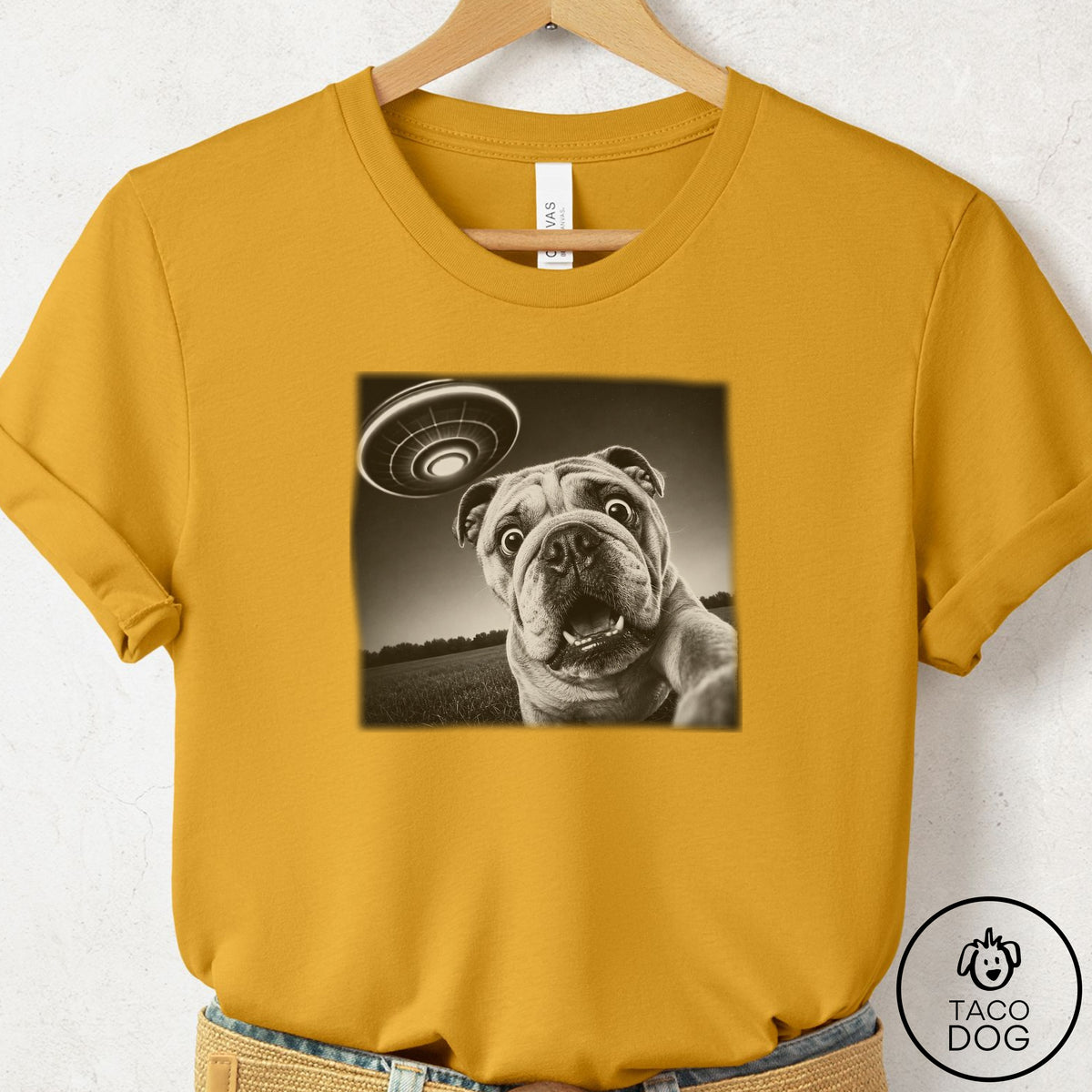 English Bulldog Selfie T-Shirt