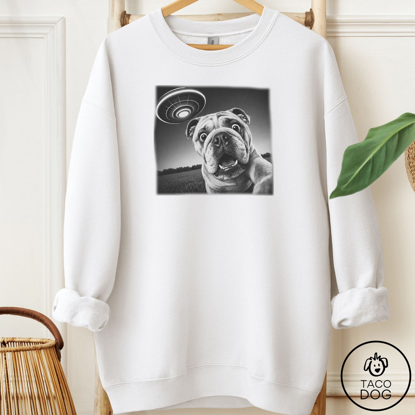 English Bulldog Selfie Sweatshirt
