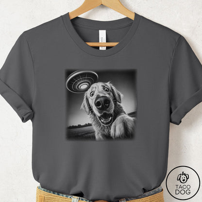 Golden Retriever Selfie T-Shirt