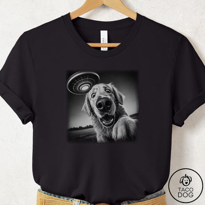 Golden Retriever Selfie T-Shirt