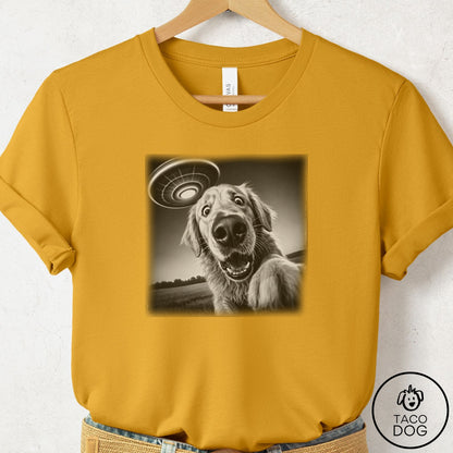 Golden Retriever Selfie T-Shirt