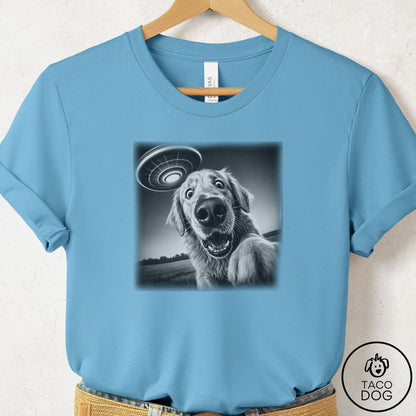 Golden Retriever Selfie T-Shirt
