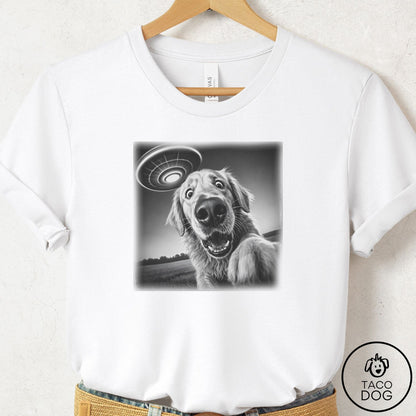 Golden Retriever Selfie T-Shirt