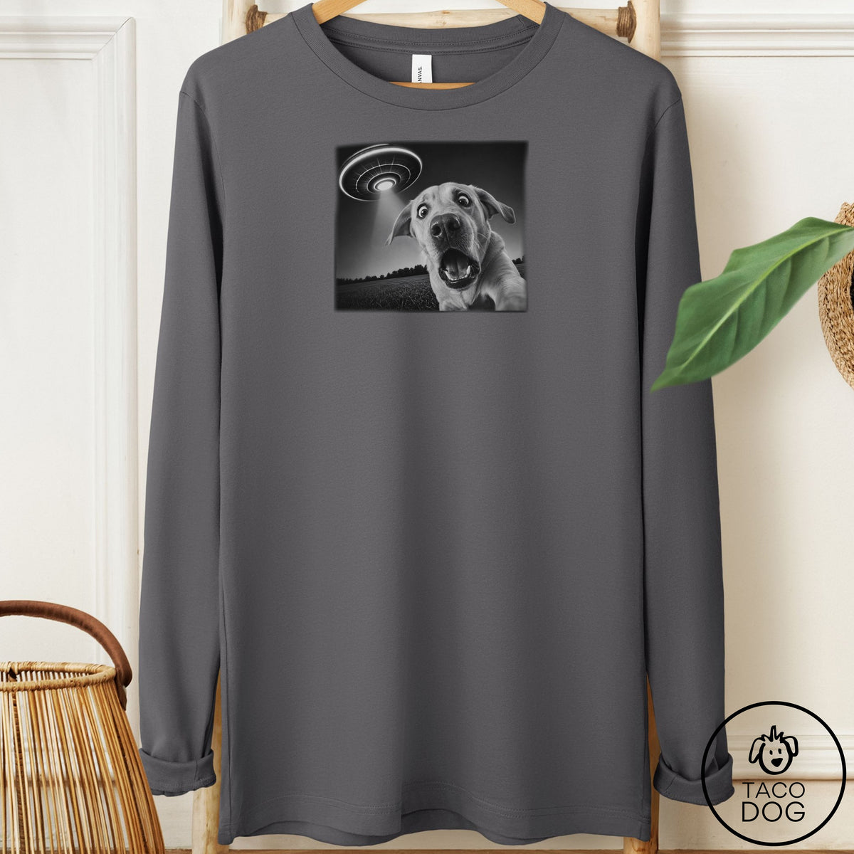 Labrador Selfie Long Sleeve Tee