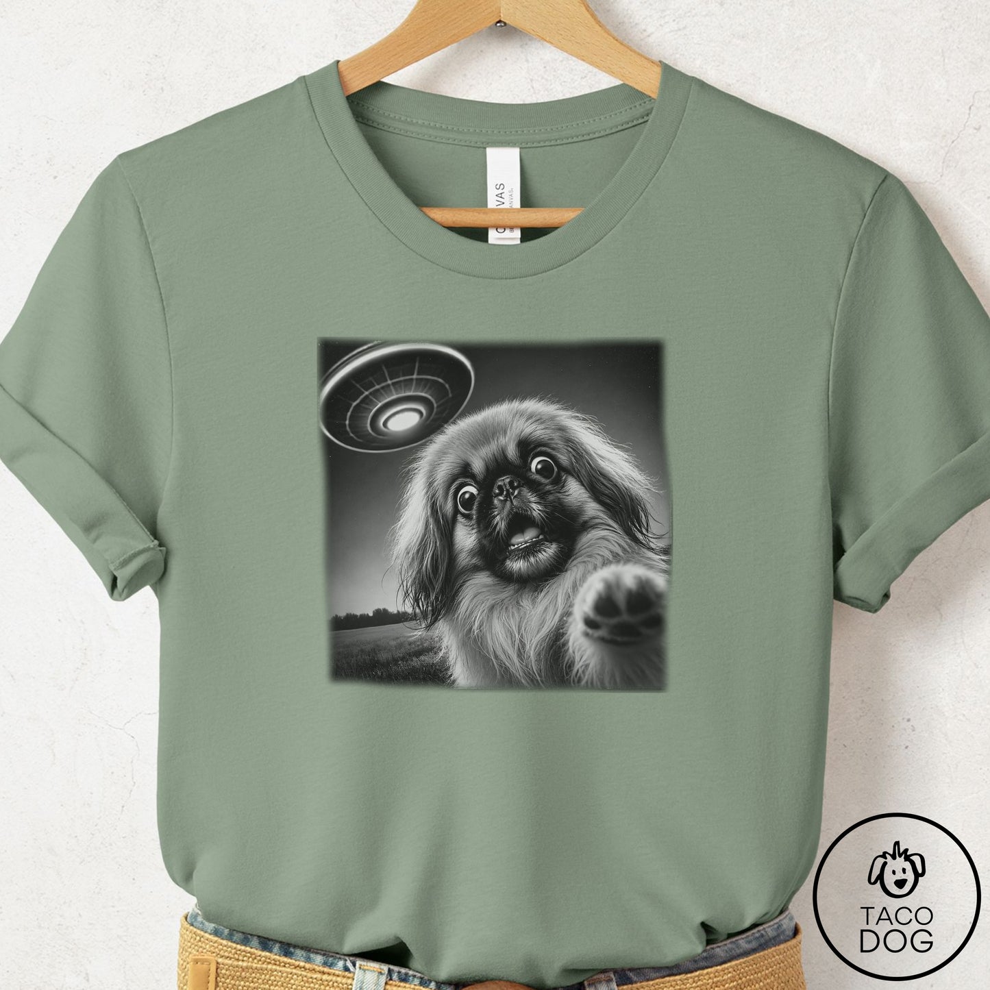 Pekingese Selfie T-Shirt