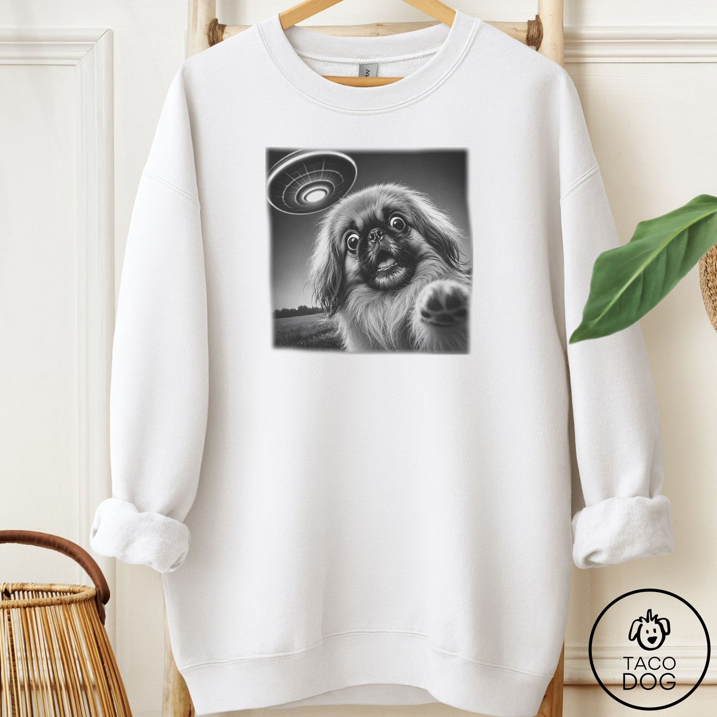 Pekingese Selfie Sweatshirt