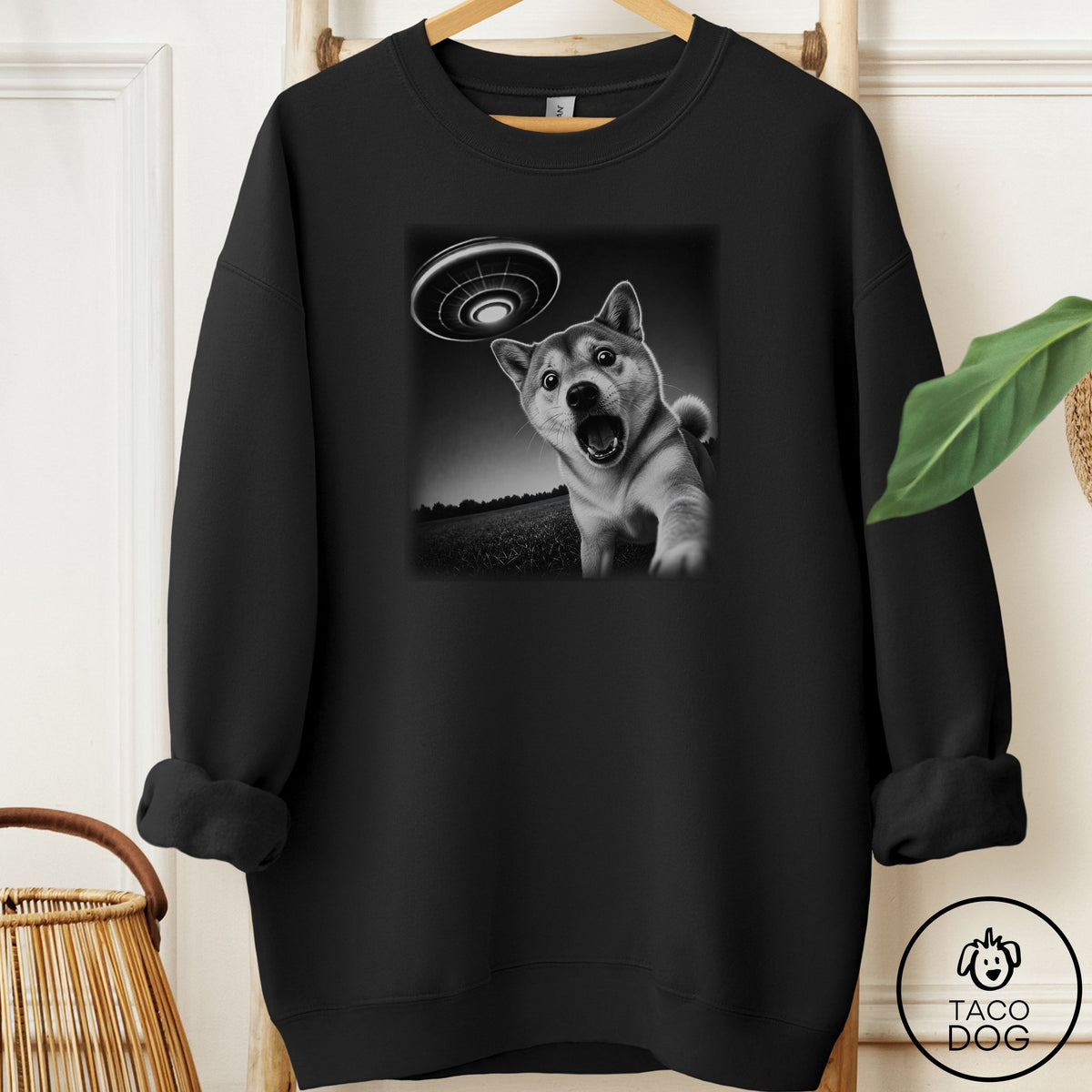 Shiba Inu Selfie Sweatshirt