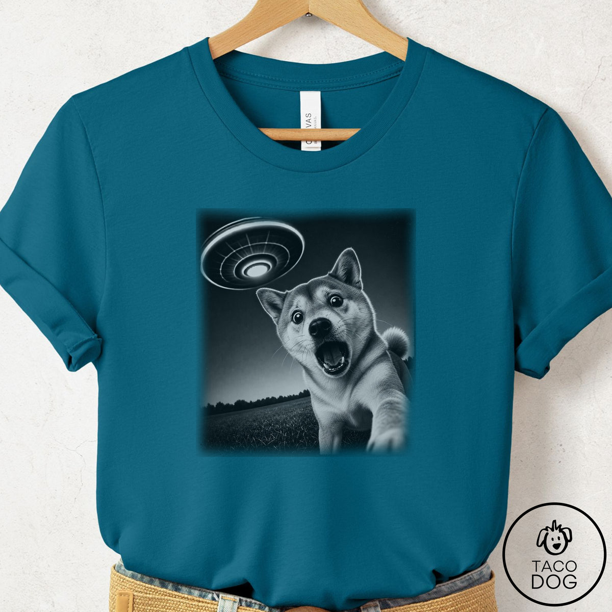 Shiba Inu Selfie T-Shirt