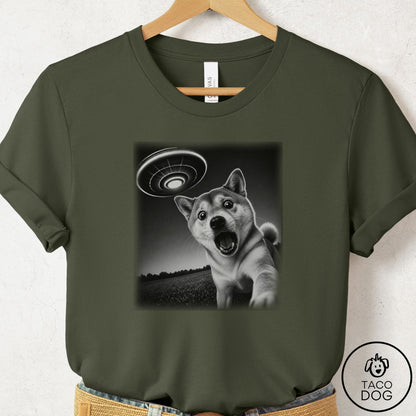 Shiba Inu Selfie T-Shirt