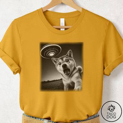 Shiba Inu Selfie T-Shirt