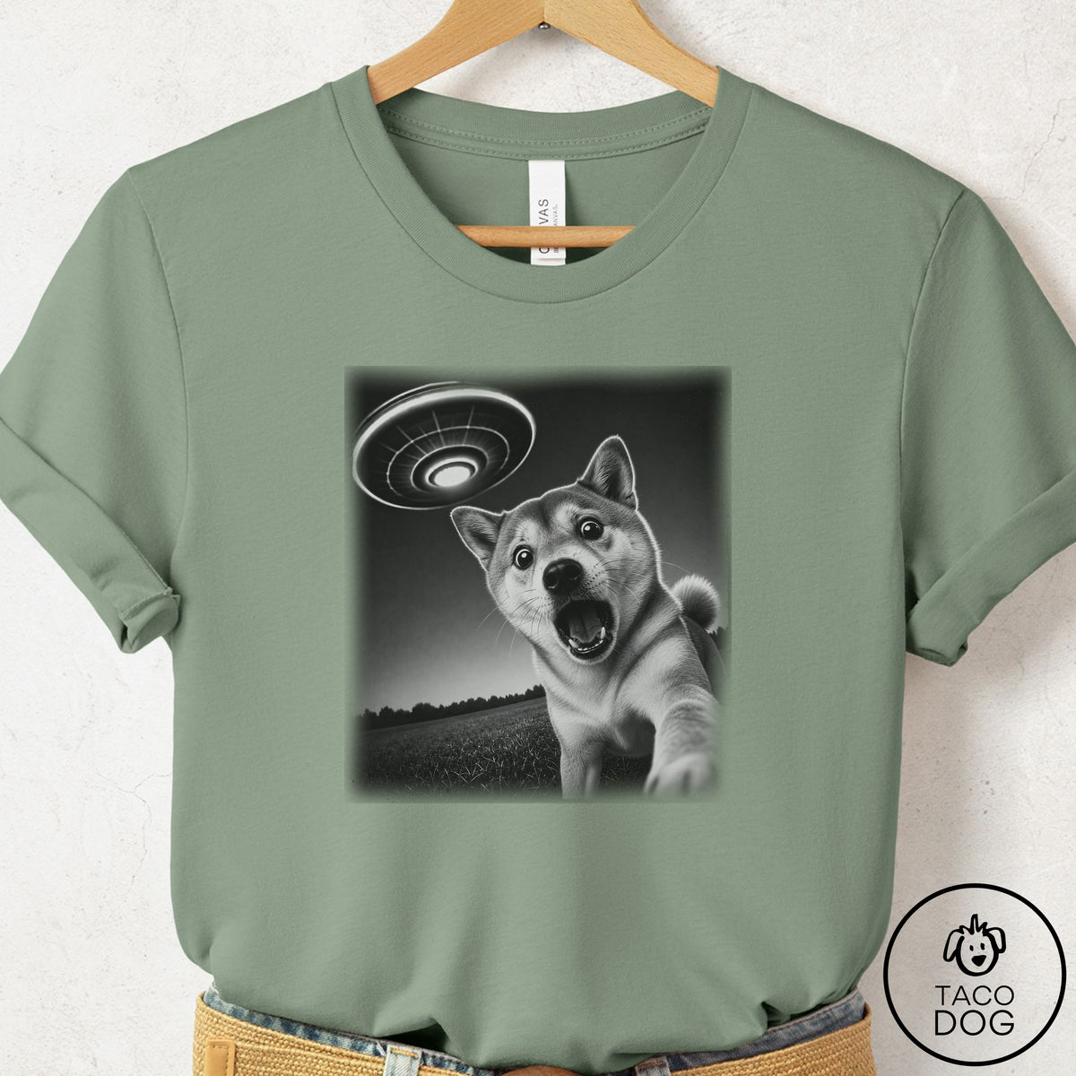 Shiba Inu Selfie T-Shirt