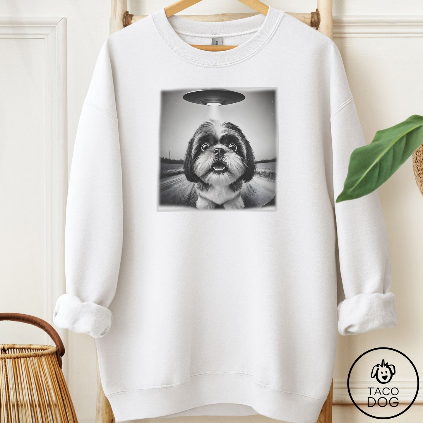Shih Tzu Selfie Sweatshirt