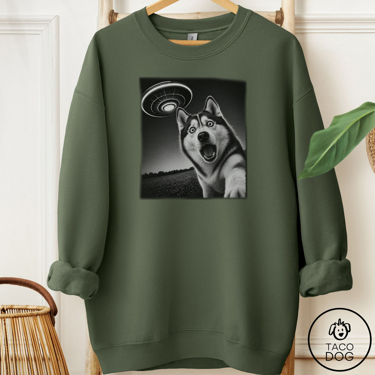 Husky Selfie Sweatshirt
