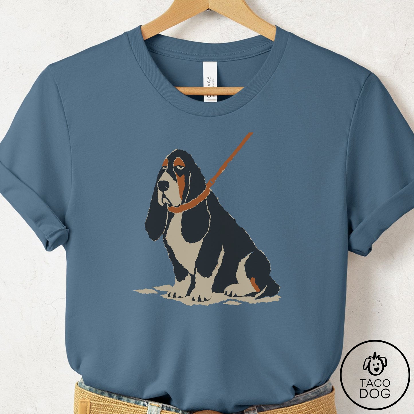 Basset Hound Sitdown T-Shirt