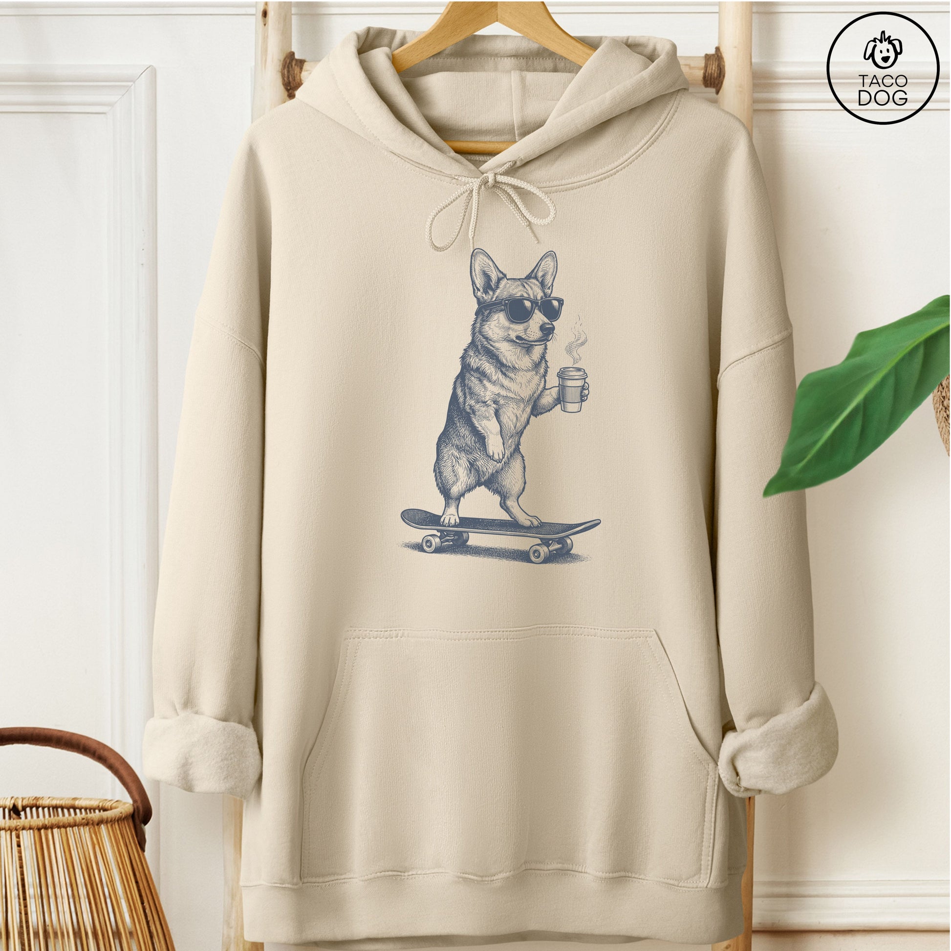 Corgi Skateboard Hoodie Sand M Taco-Dog