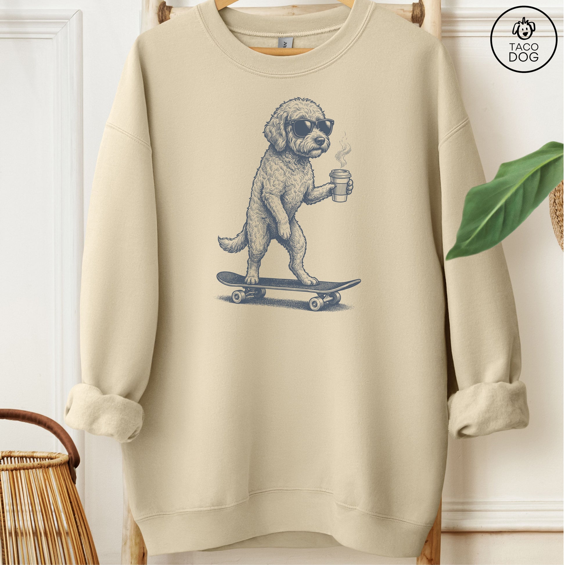 Doodle Skateboard Sweatshirt Sand M Taco-Dog