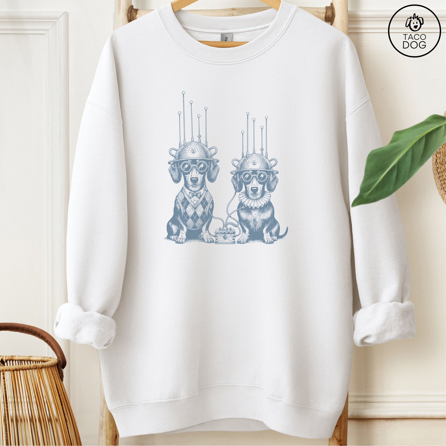 Dachshund Tin Hat Sweatshirt White M Taco-Dog
