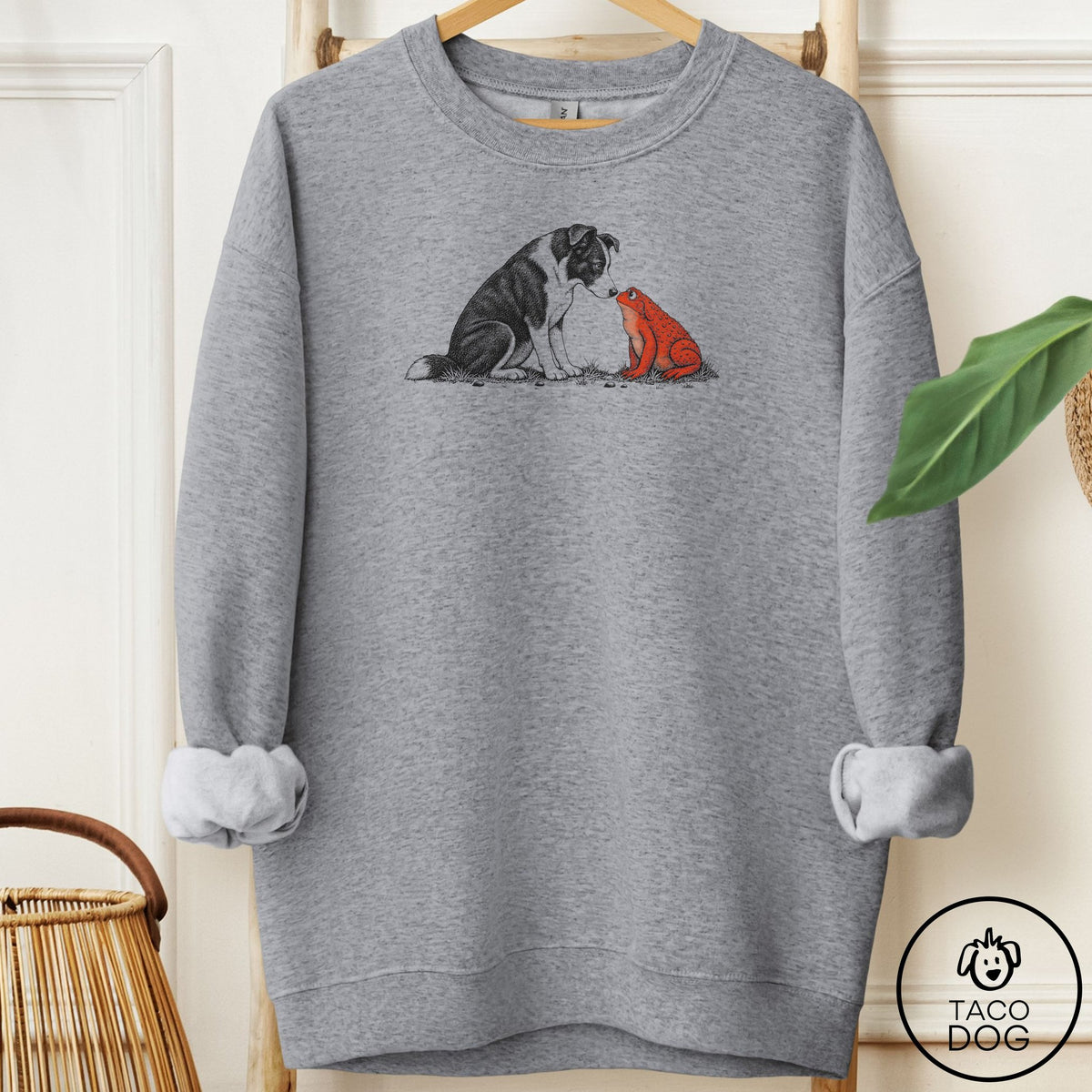 Border Collie Toad Watch Sweatshirt Graphite Heather Taco-Dog