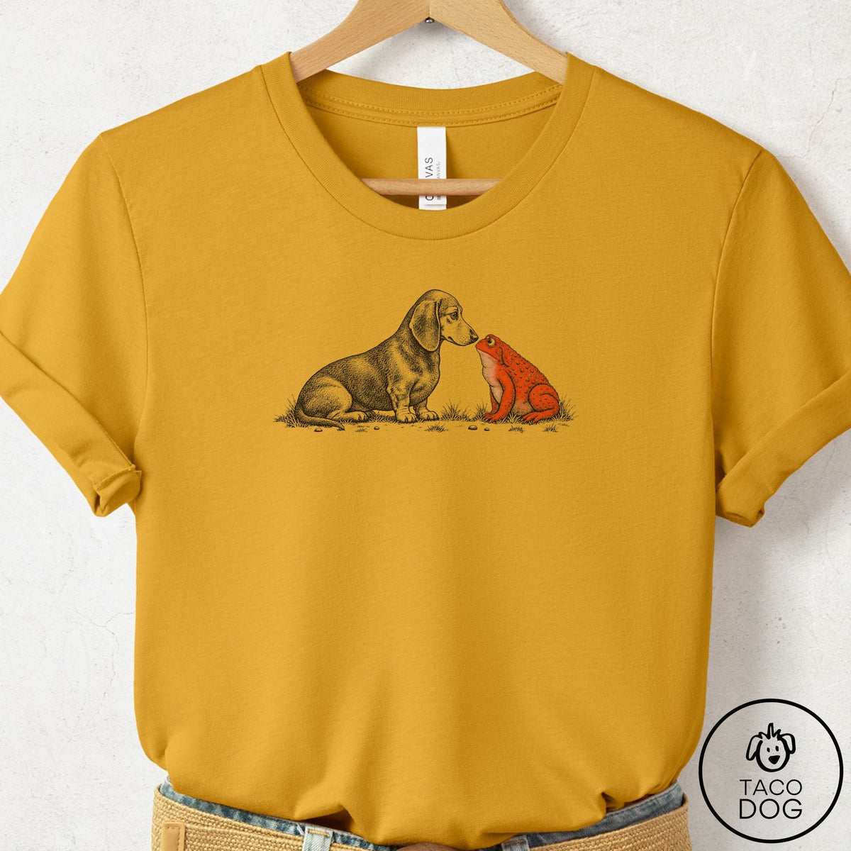 Dachshund Toad Watch T-Shirt Mustard Taco-Dog