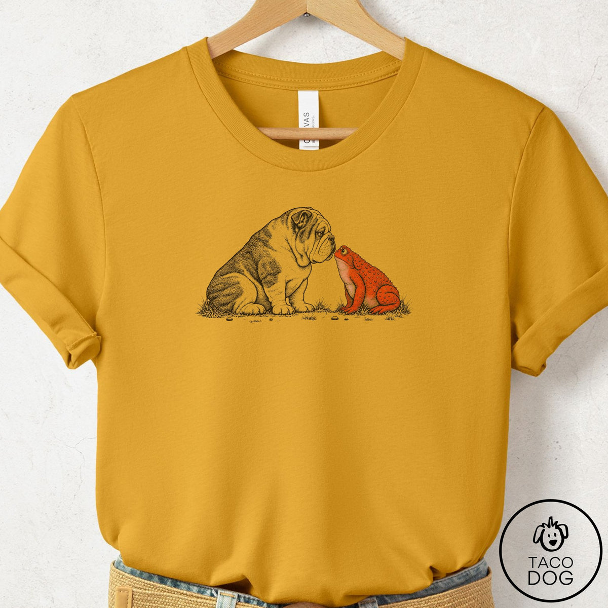 English Bulldog Toad Watch T-Shirt Mustard Taco-Dog