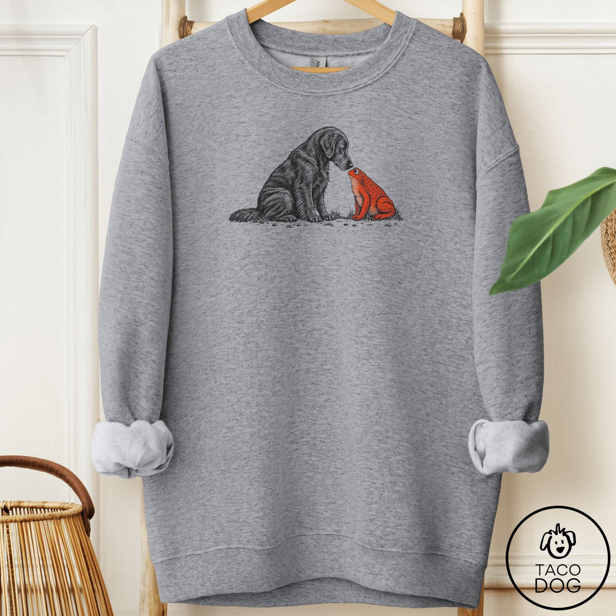 Flat-Coated Retriever Toad Watch Sweatshirt Graphite Heather Taco-Dog